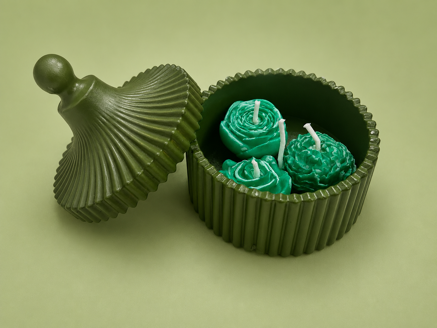 Emerald Bloom Scented Candle Gift Box