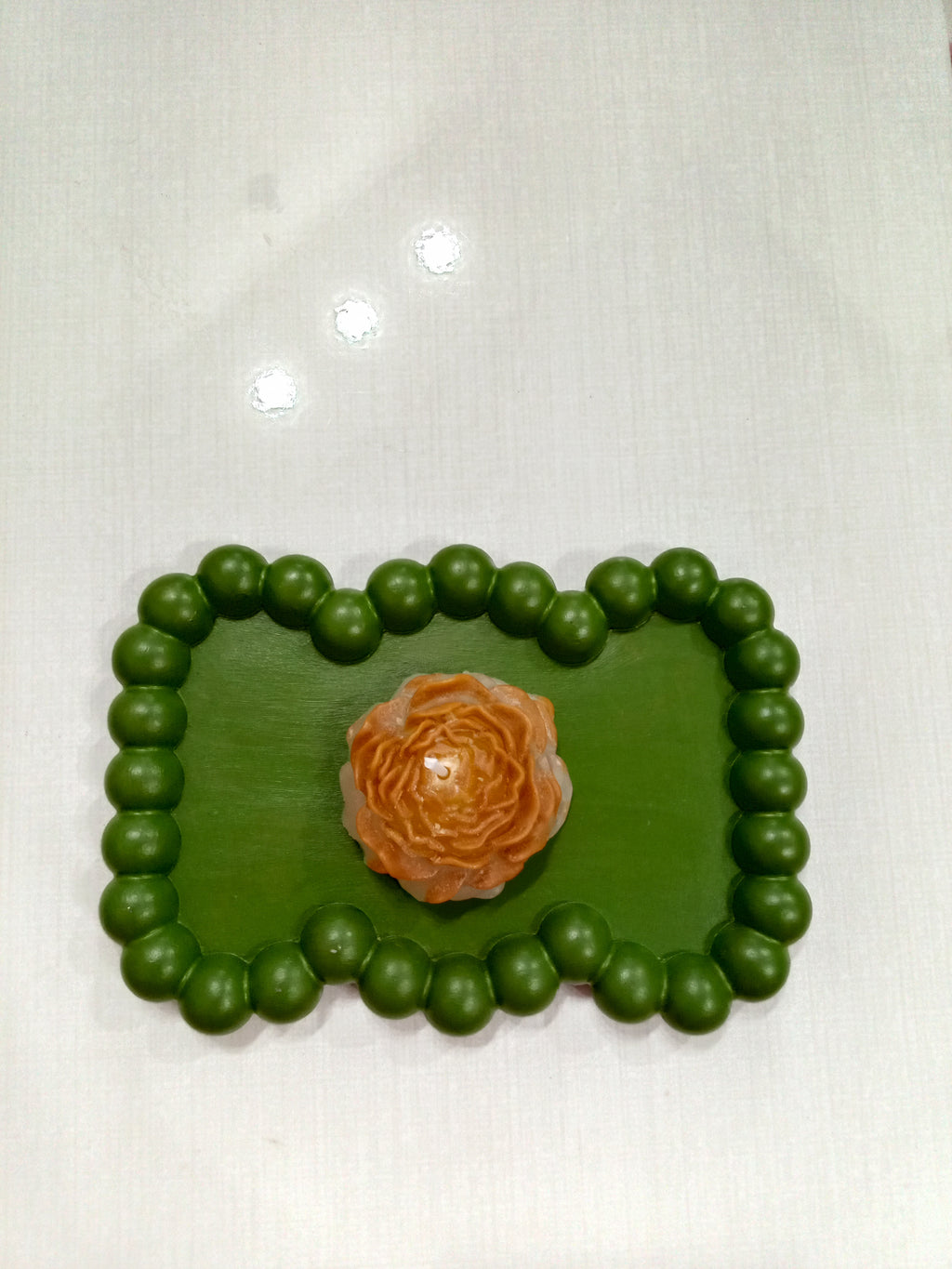 Olive Green Bubble Tray with Rose Candle