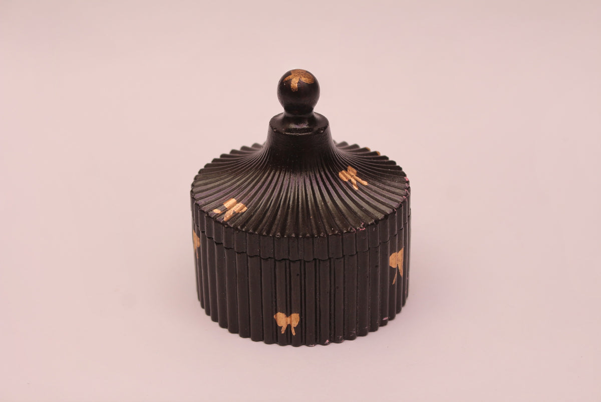 Luxury Black Floral Candle