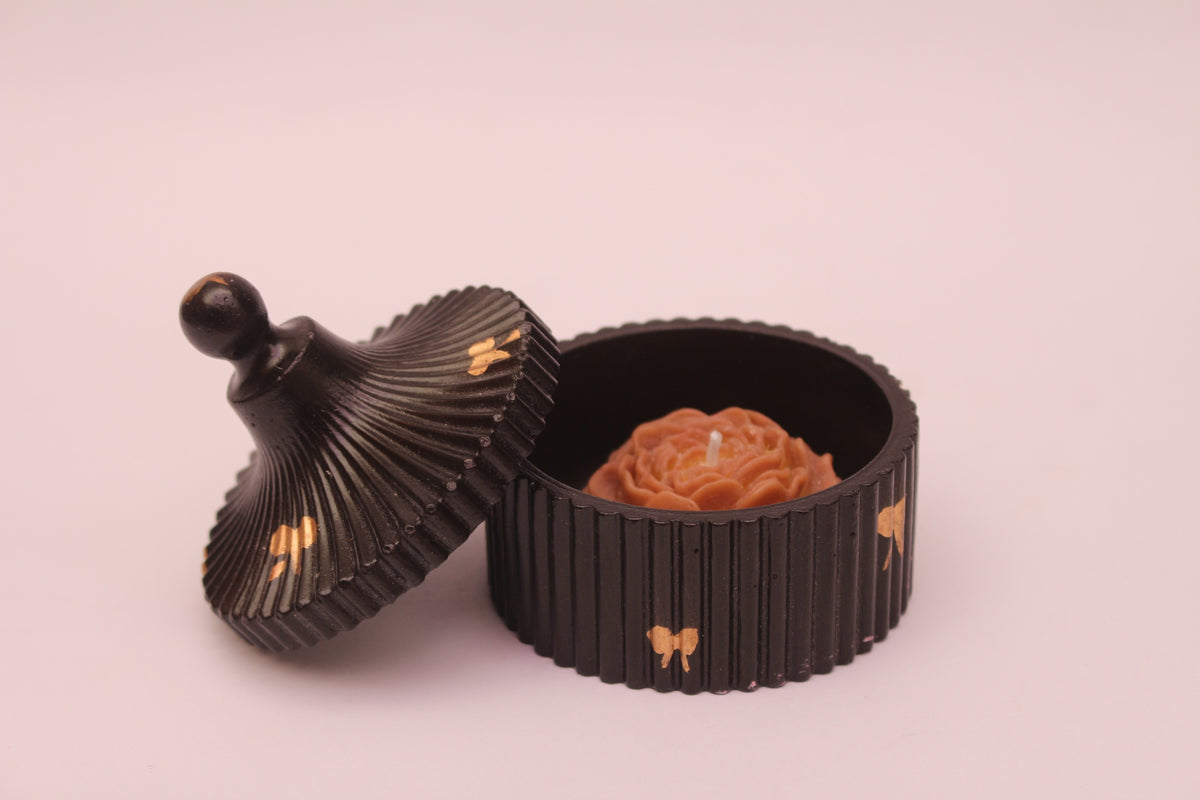 Luxury Black Floral Candle
